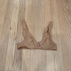 Skims Bra